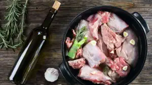 marinado de carne con salsa para alitas